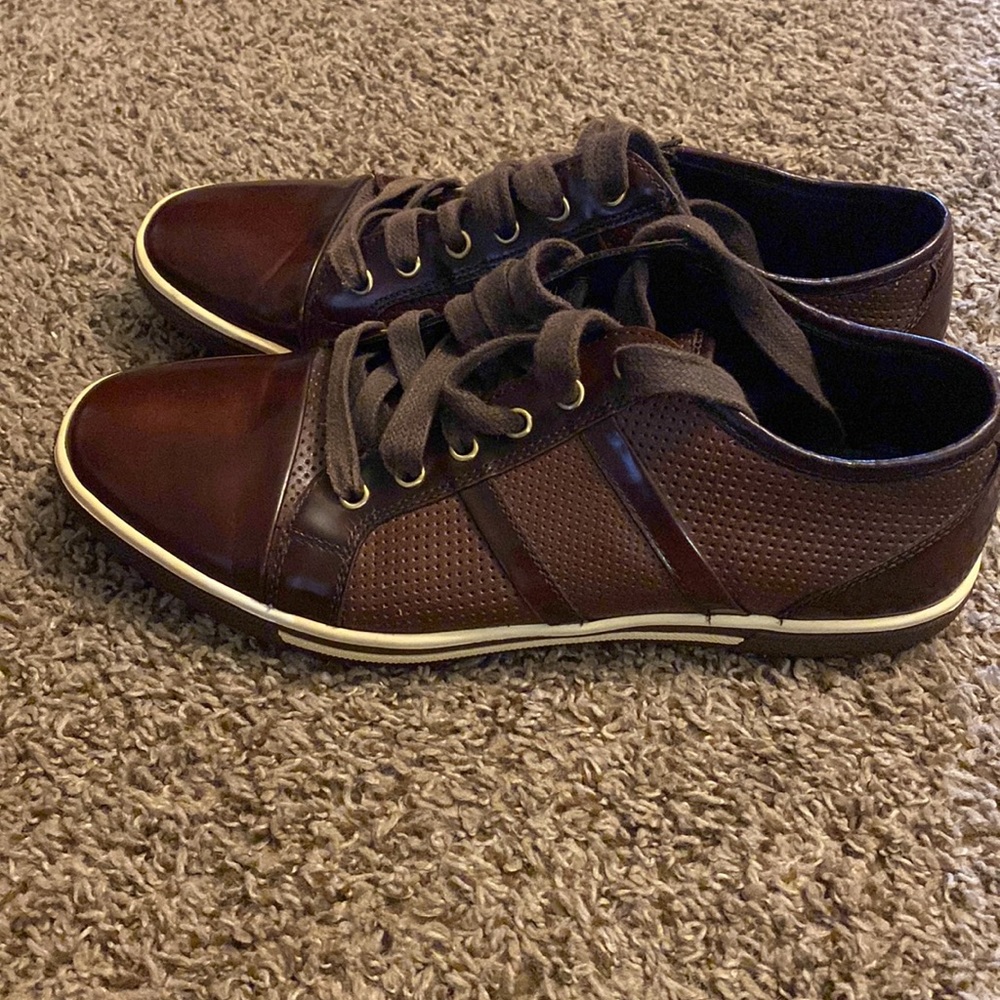 Kenneth Cole Down-Load Mens Size 8.5  (M) Brown